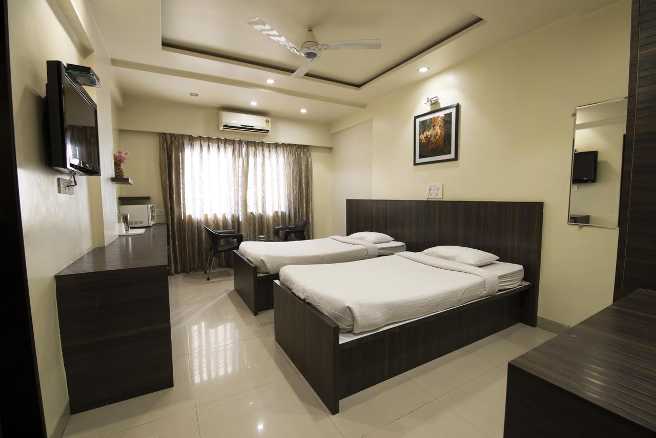 Hotel Suresh Inn Pune Ngoại thất bức ảnh